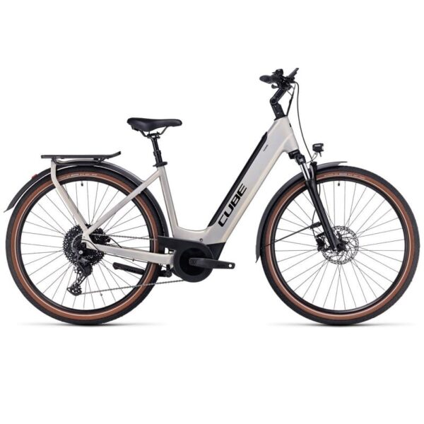 Cube Touring Hybrid Pro 625 EBIKE
